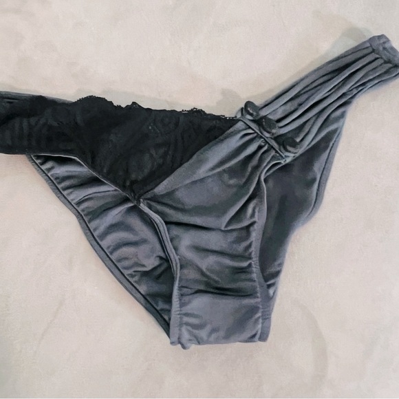 COPY - Beach Bunny Runway Edition Bikini Grey/black lace with buttons on the bo… - Picture 8 of 16